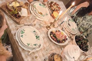 Read more about the article 7 نکته مهم برای برگزاری یک مهمانی شام که همه از آن لذت خواهند برد |  شوخ طبعی و لذت